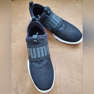 Puma Dare Size 9 Slip On Sneaker